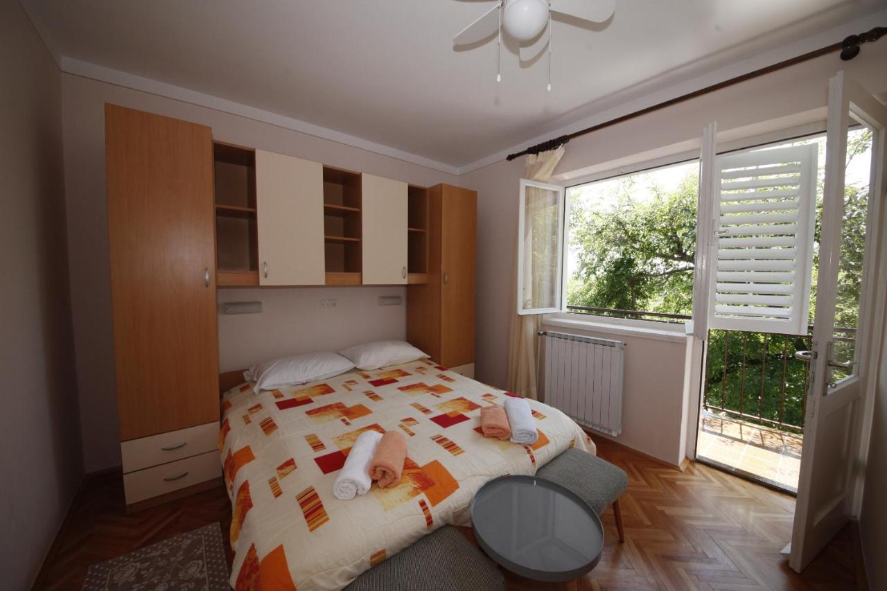 Apartments And Rooms By The Sea Banjol, Rab - 5077 Luaran gambar