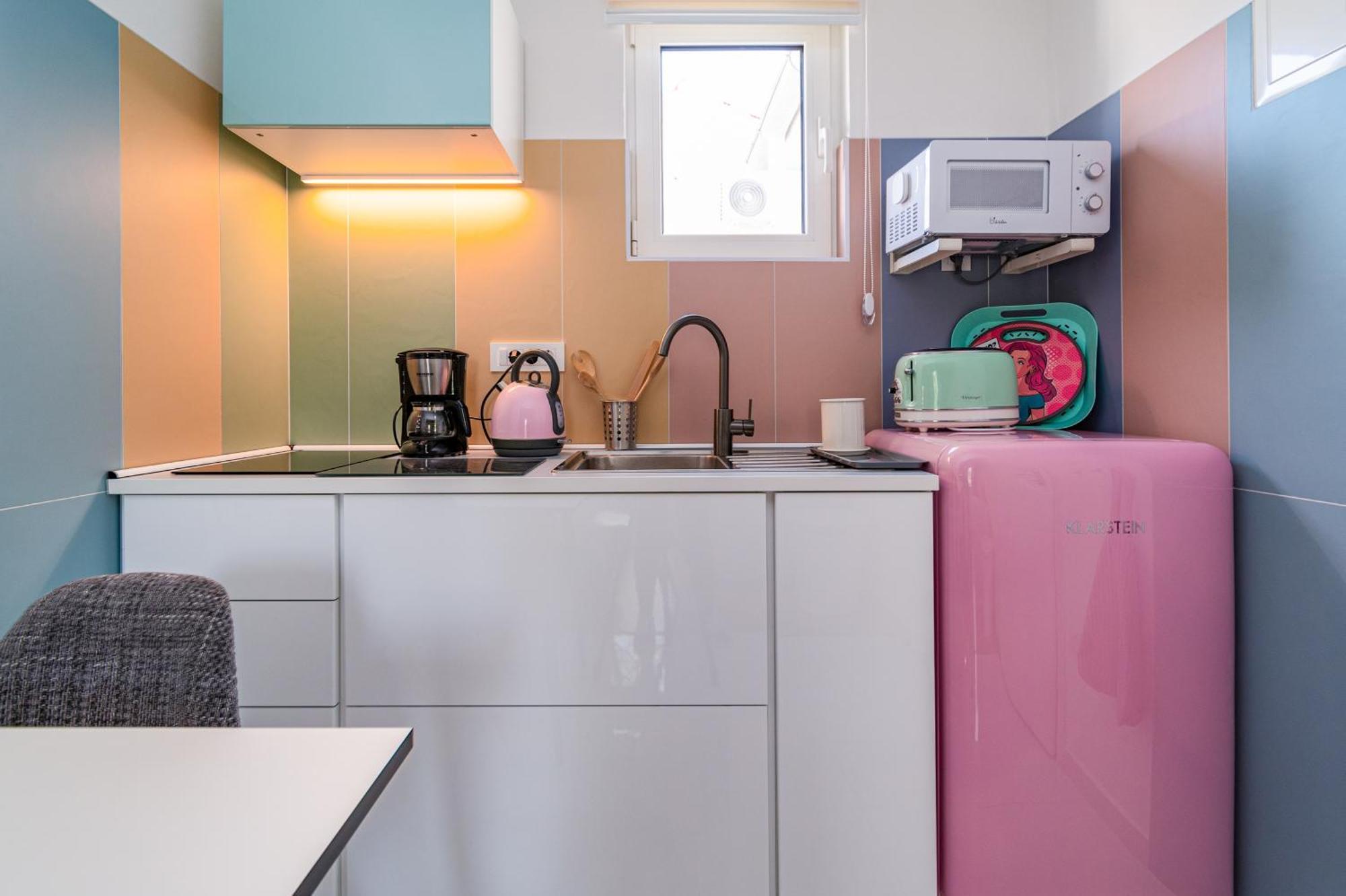 Apartments And Rooms By The Sea Banjol, Rab - 5077 Bilik gambar
