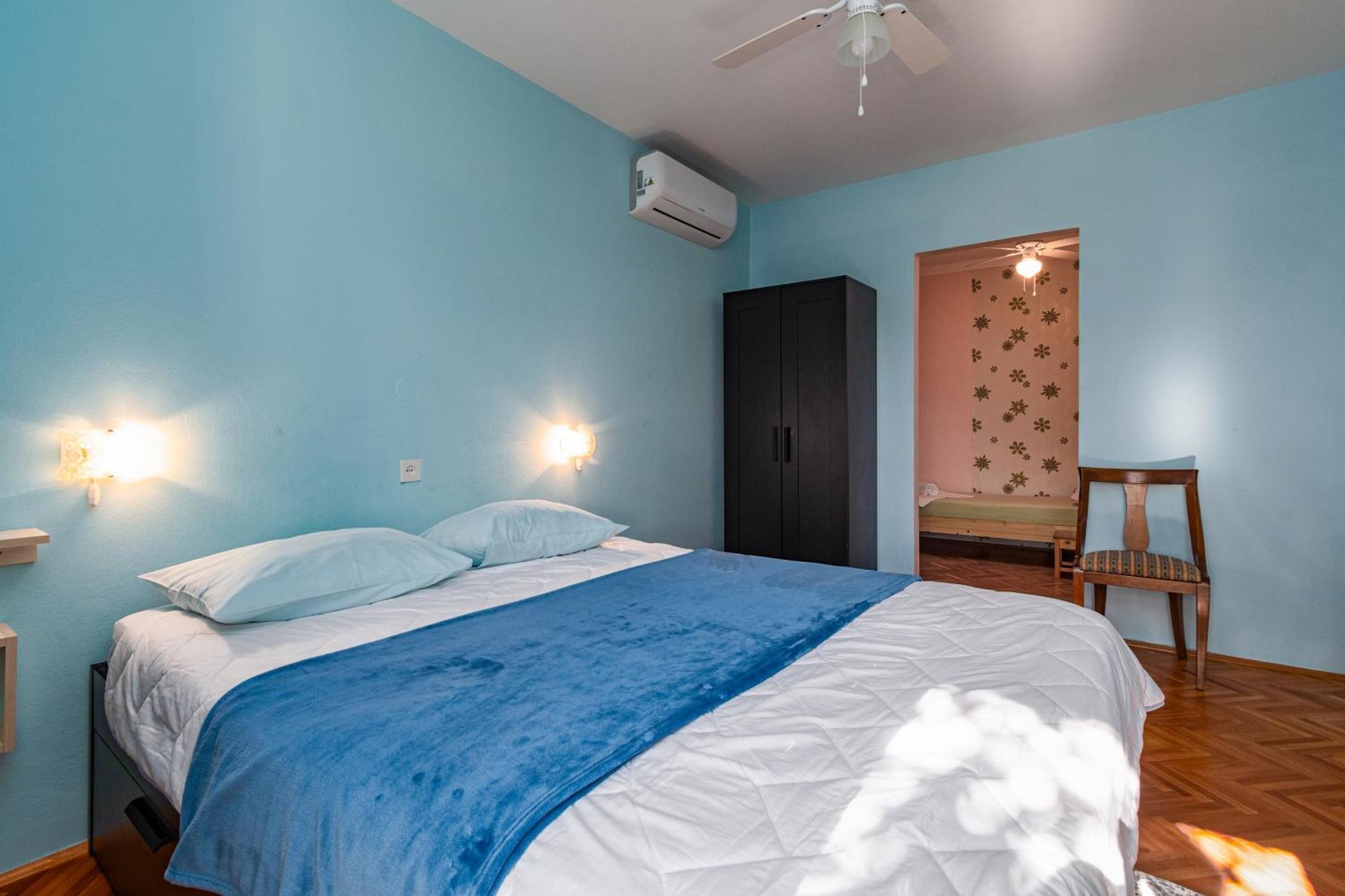Apartments And Rooms By The Sea Banjol, Rab - 5077 Bilik gambar